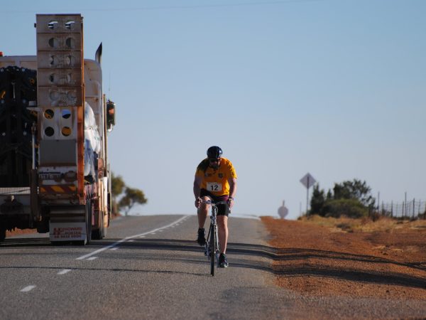 ballidu-cyclist-trucker